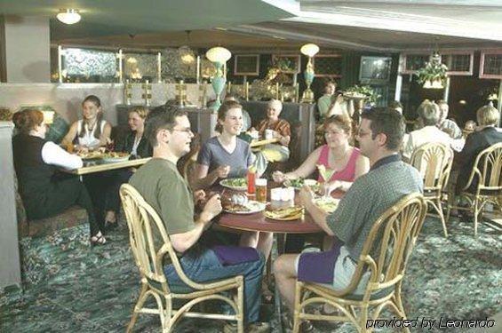 Hotel Moncton Esterno foto