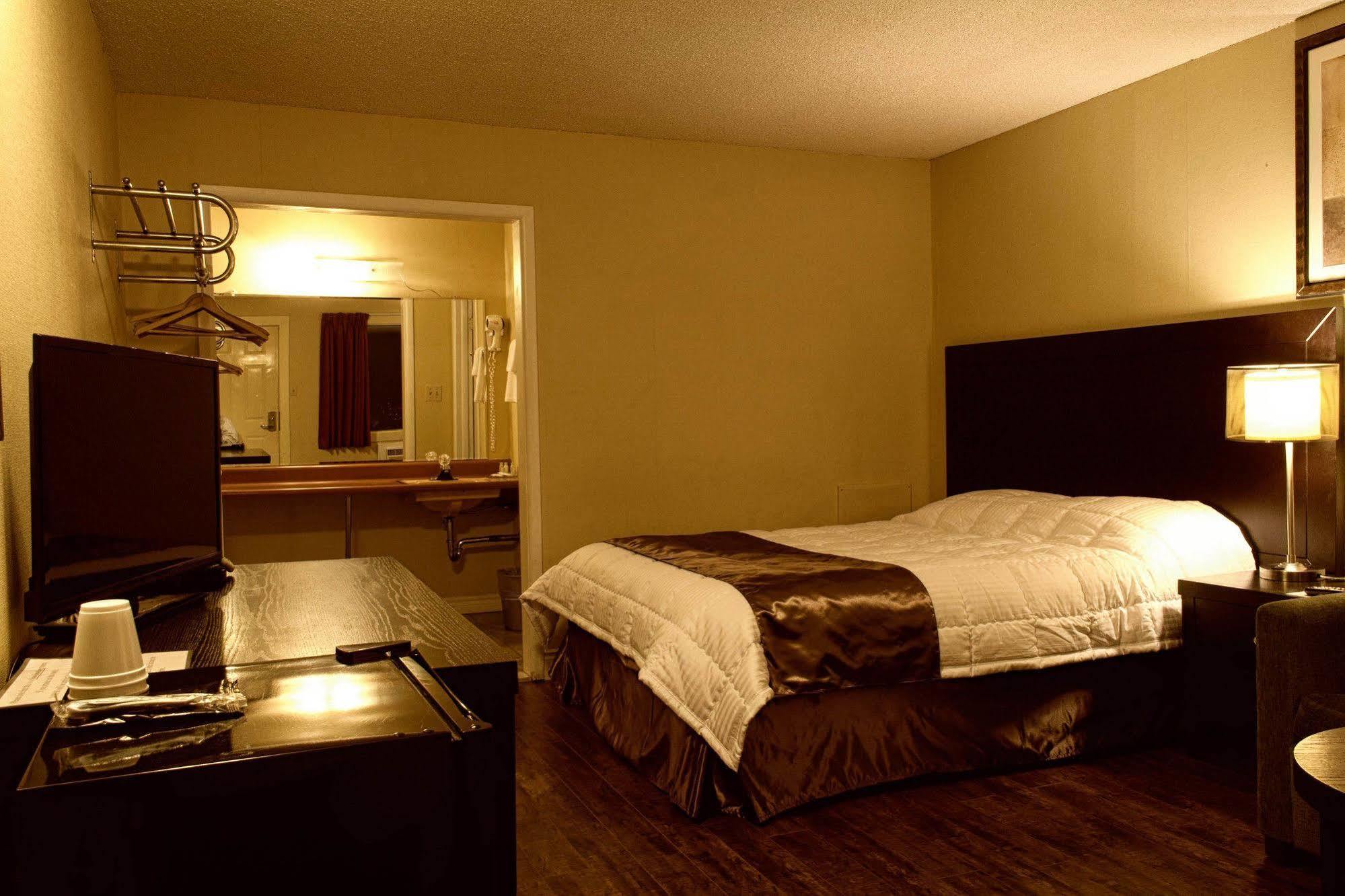 Hotel Moncton Esterno foto