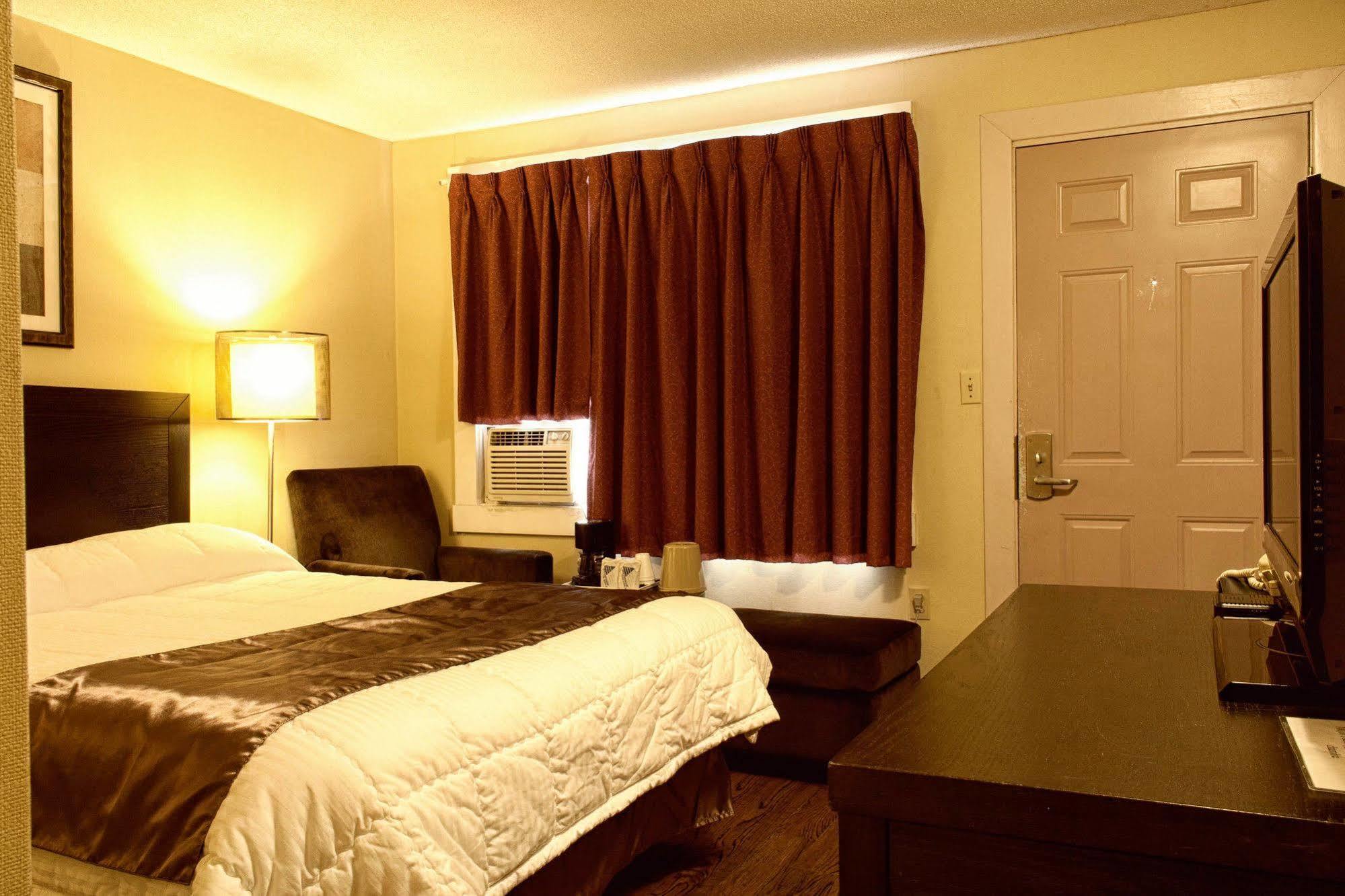 Hotel Moncton Esterno foto