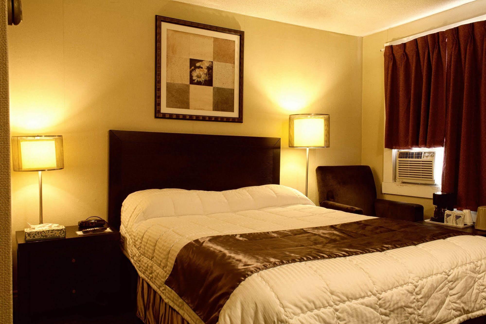 Hotel Moncton Esterno foto