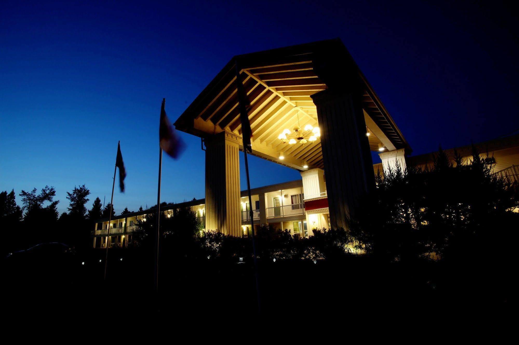 Hotel Moncton Esterno foto