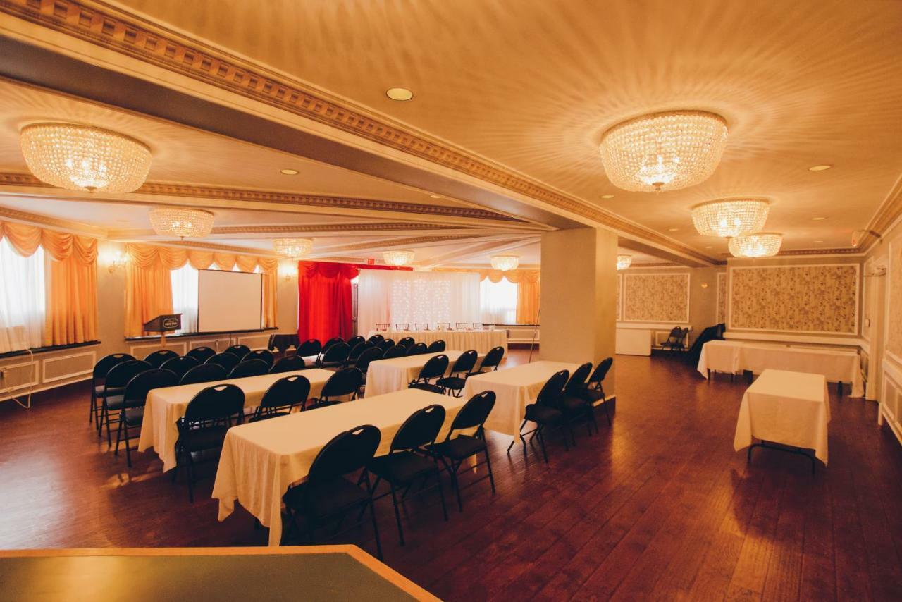 Hotel Moncton Esterno foto
